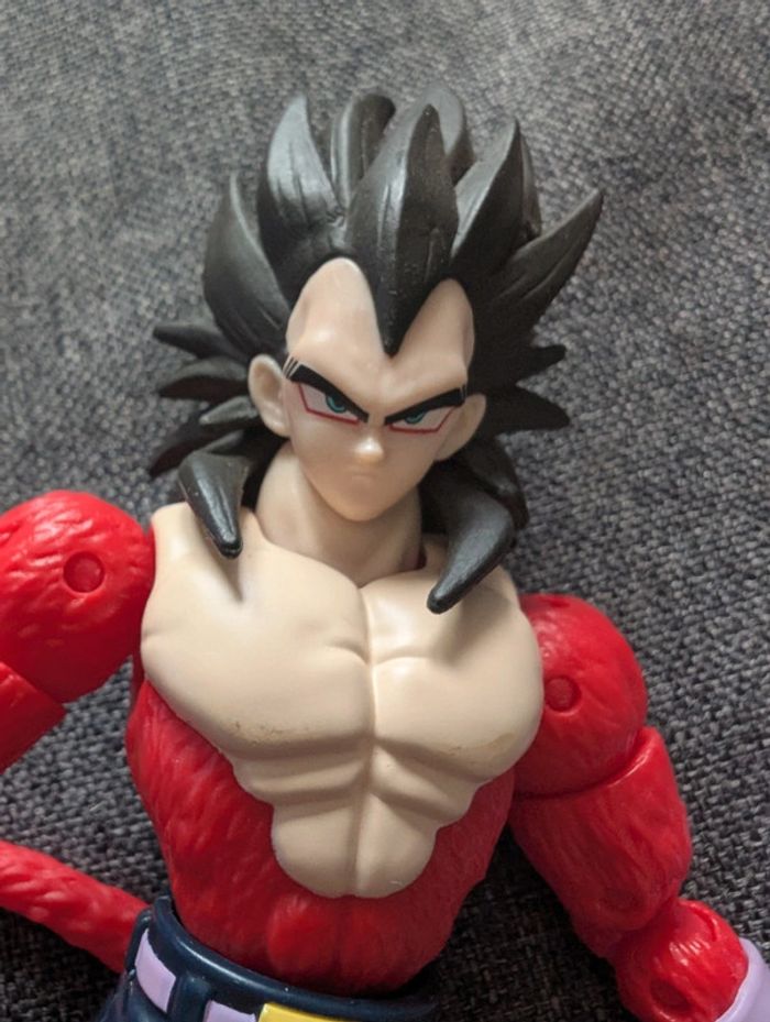 Figurine dragonball z végéta