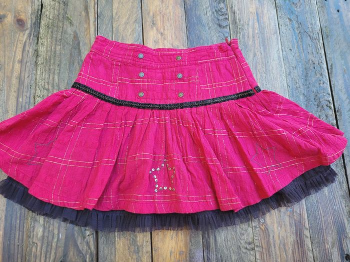 très belle jupe orchestra fuchsia taille 4 ans
