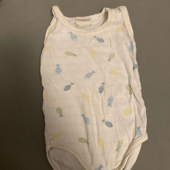 body 12mois avec petit poissons