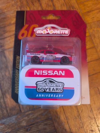 Voiture Nissan Majorette 60 Anniversary Edition 
