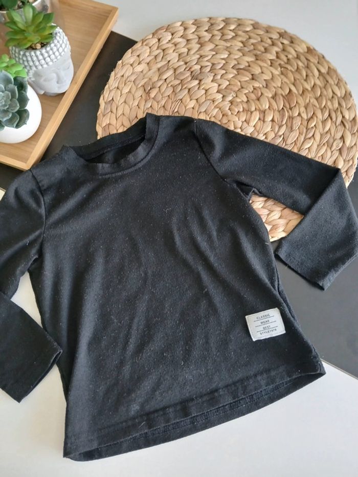 Tee-shirt Noir Taille 2 ans🌿🦊 - photo numéro 2
