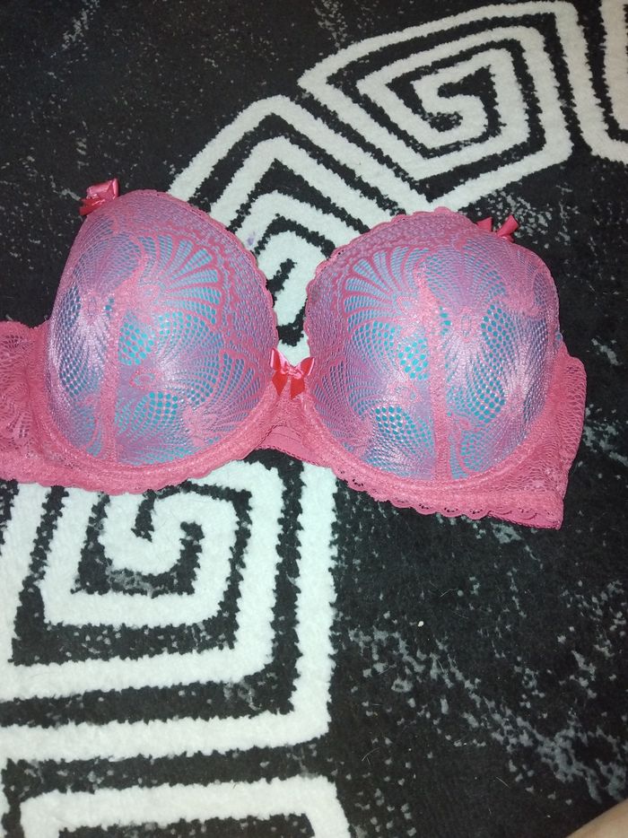 Soutien gorge - photo numéro 2