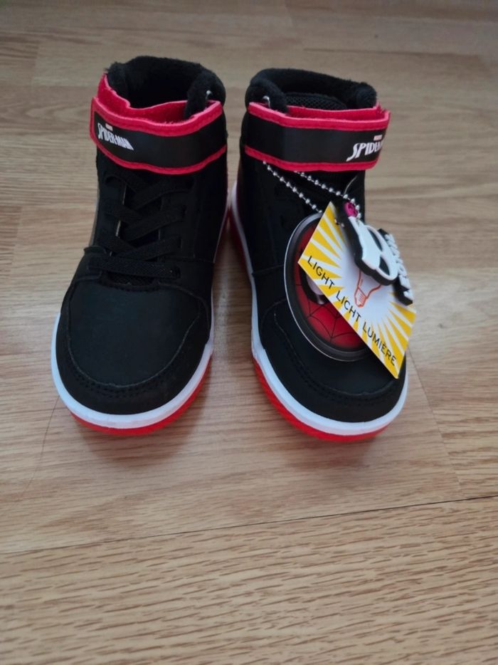 Basket spidermaan - photo numéro 3