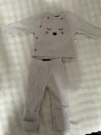 Ensemble bébé beige neuf