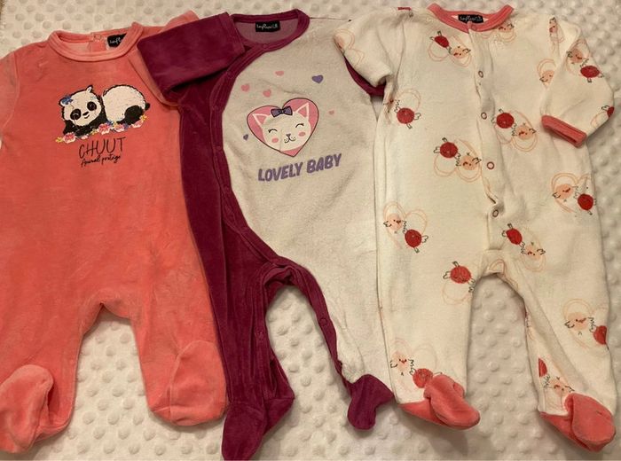 Pyjama velours fille 6 mois - photo numéro 2