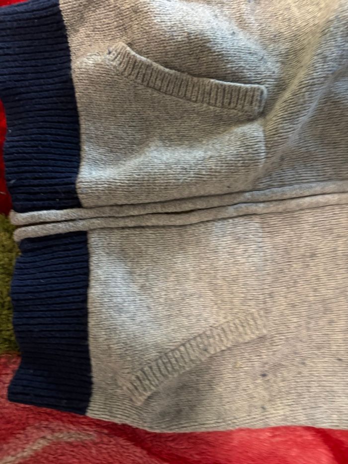 Veste en laine a tresse garçon - photo numéro 8