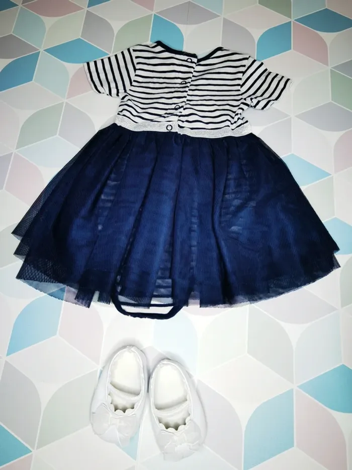 D3407 - robe + chaussures fille 6 mois - photo numéro 6