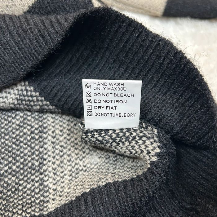 Pull Lissa Trui Kiezell – Noir et Gris à Carreaux by Fluresk - photo numéro 17