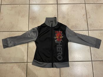 Veste fine zippé Spiderman 6ans