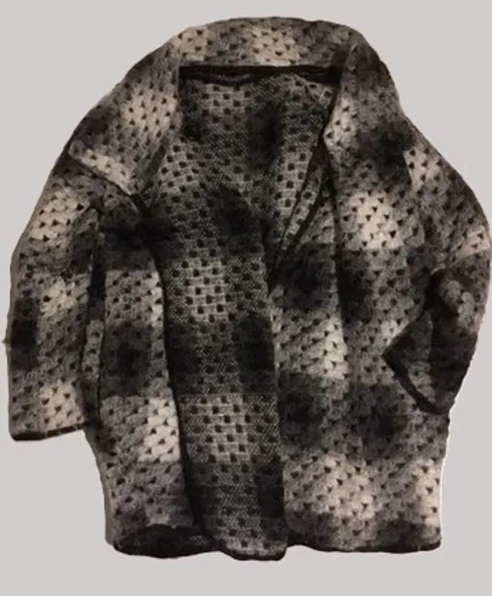 Cape poncho style manteau 3/4 en laine – T. 38/40 - photo numéro 2