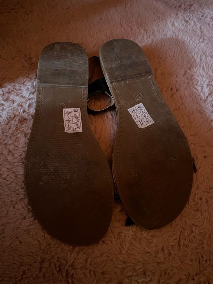 Nues pieds - photo numéro 3