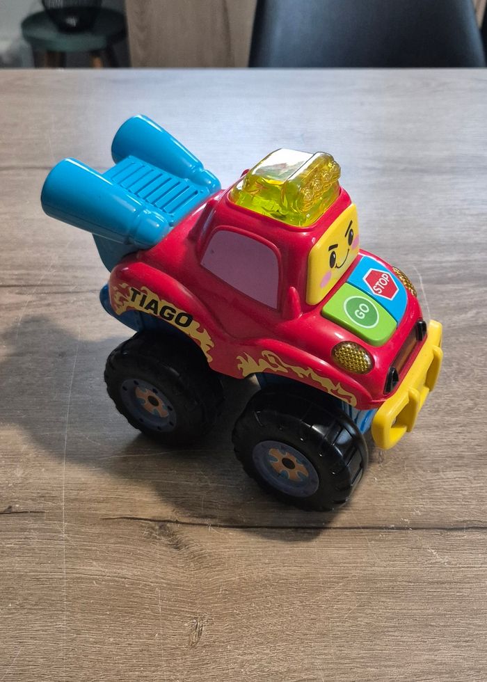 Tiago Maxi Tut Tut Bolide Magic Moov