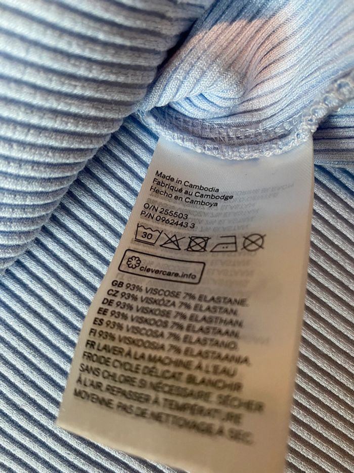 Blouse courte épaules dégagées - photo numéro 3