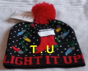 Bonnet noir avec pompon rouge motif Noel multicolore U Collection Taille Unique