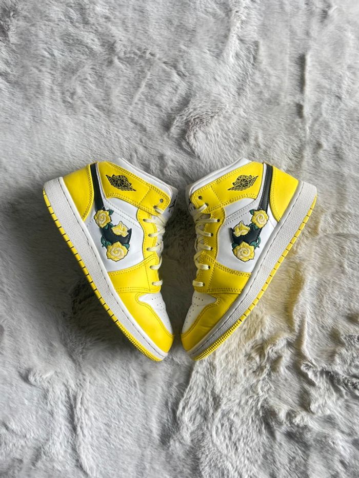 Basket Air Jordan 1 mid dynamic yellow. 🌼