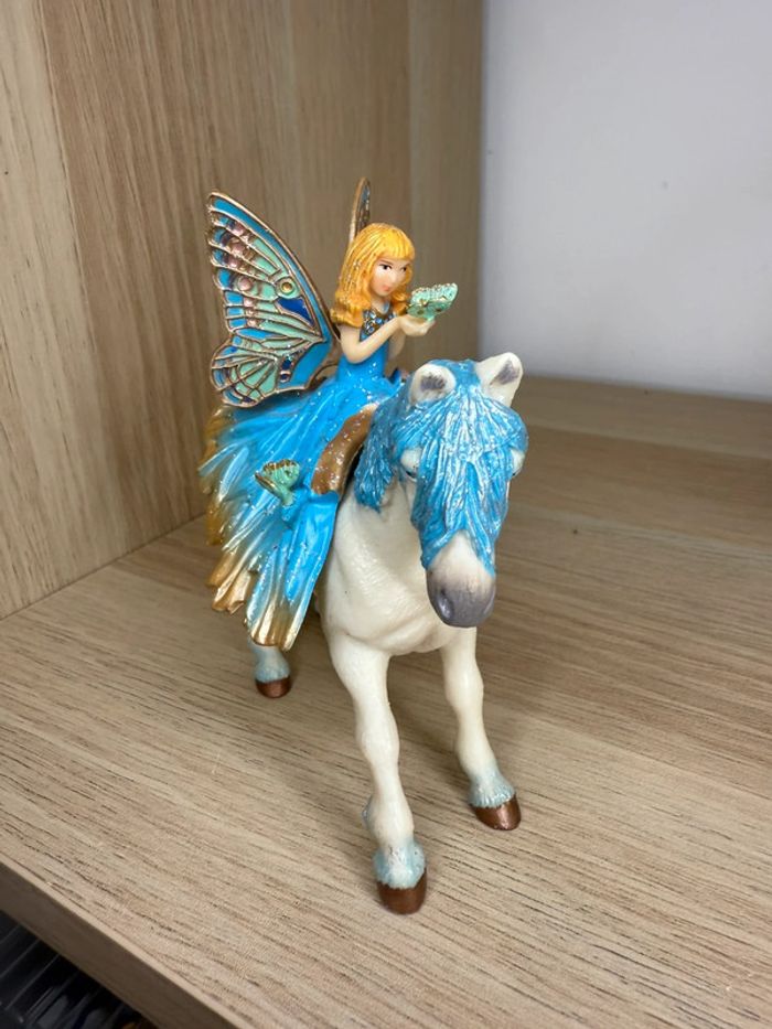 Pegasus papo avec fée