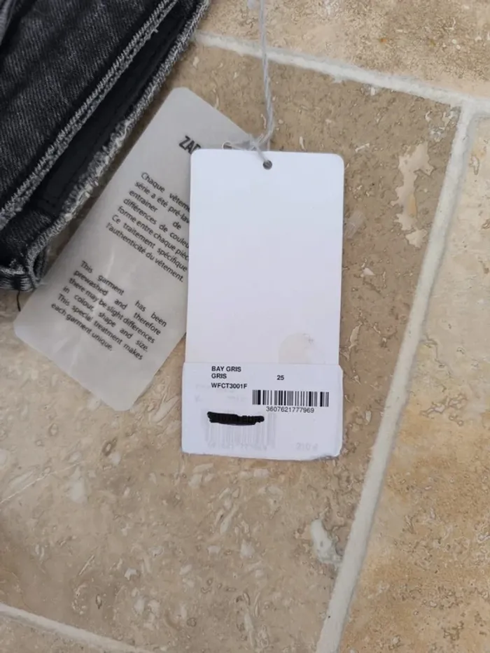 Magnifique Jean bay Zadig & Voltaire neuf avec étiquette taille 35/36 - photo numéro 4