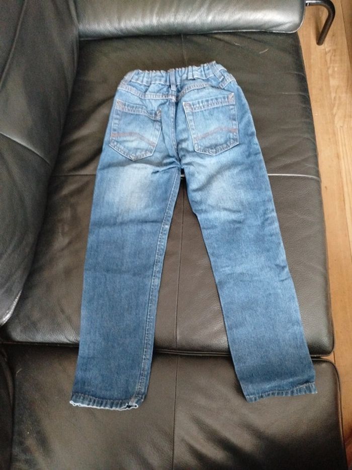 Jeans garçon 7 ans - photo numéro 3
