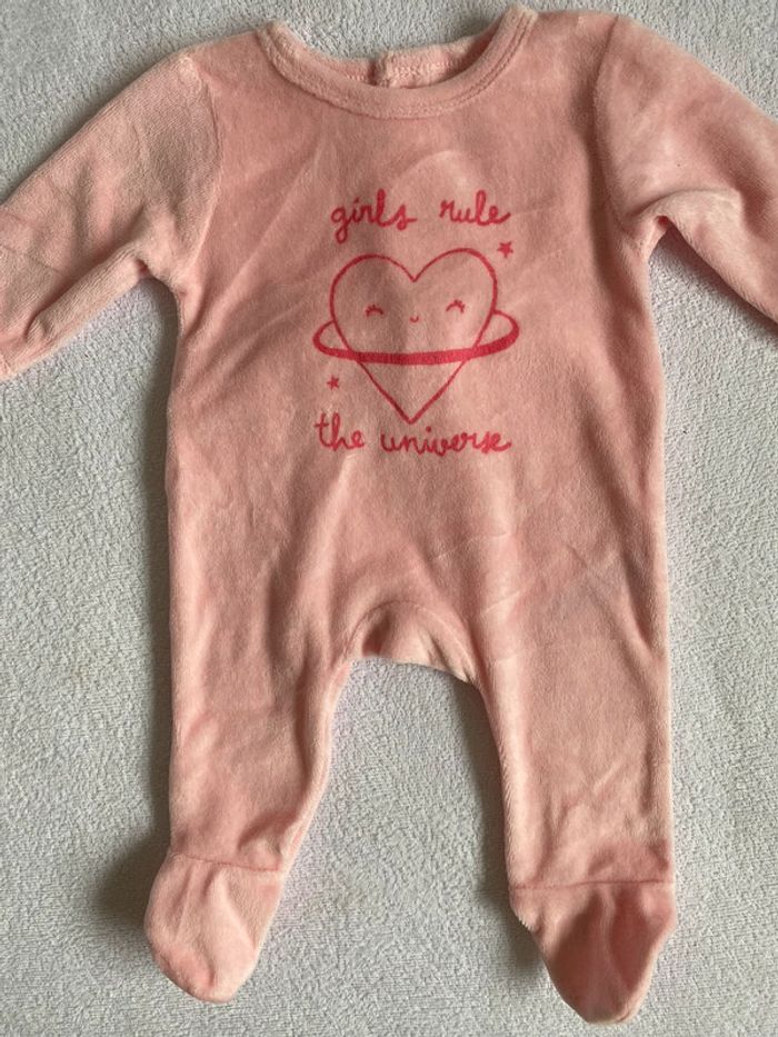 Pyjama velours neuf 0 mois
