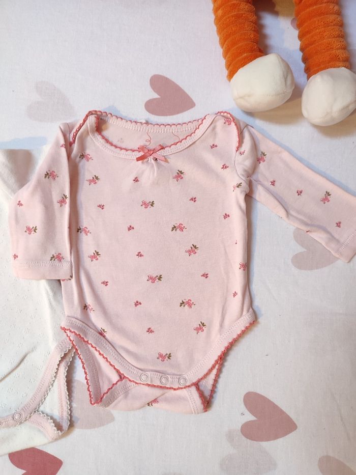 Lot de bodies bébé fille - 1 mois - Très bon état - Sergent major - photo numéro 2