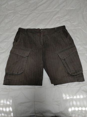Short a rayures