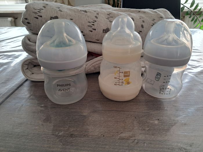 Lot 3 biberons neufs