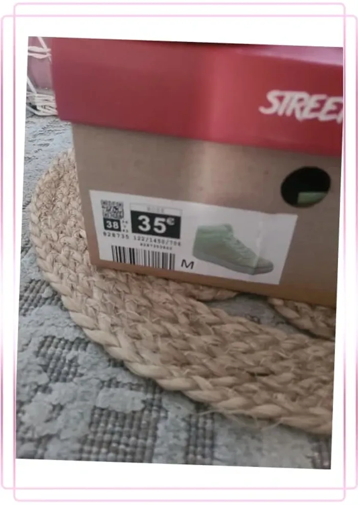 Baskets montantes  – neuves et confortables - photo numéro 2