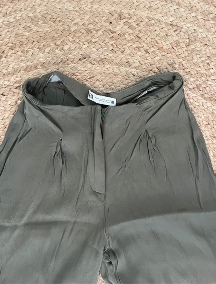 Pantalon fluide Zara style soie jambe large - photo numéro 5