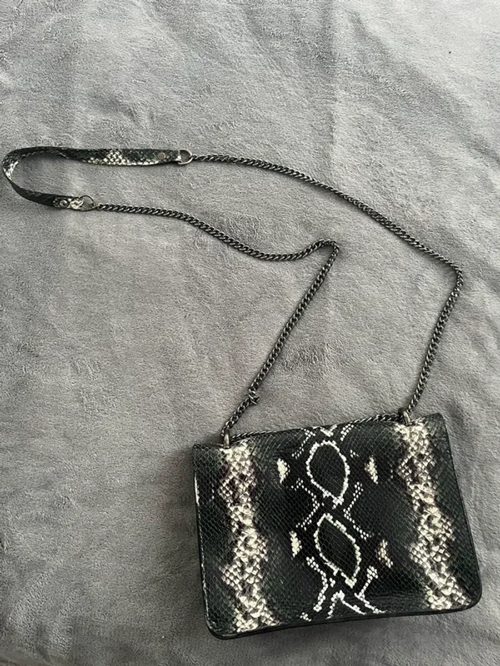 Sac à bandoulière vintage effet python – Chaîne métal – Milano Style - photo numéro 4