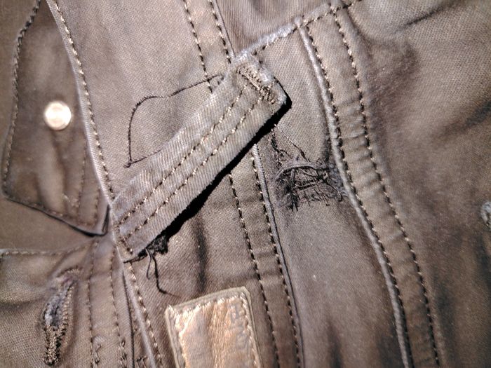 Pantalon Teddy Smith taille 30 (40) - photo numéro 3