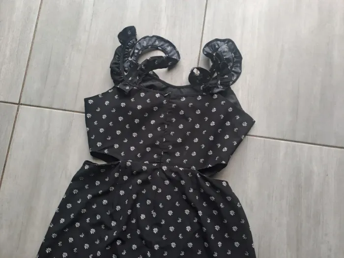 Combi noir à petite fleurs Jennyfer Taille M - photo numéro 9