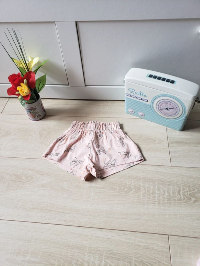 Short🎀 Disney x primark 6-9 mois 1€ - photo numéro 2