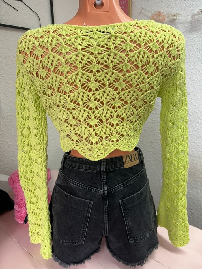 Pull en crochet vert pomme à manches évasées - photo numéro 3