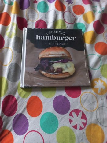 Livre l'atelier du hamburger neuf
