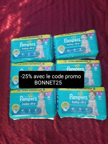 Six paquets de couches Pampers baby-dry T4+ taille 4+