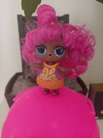 Poupée lol surprise