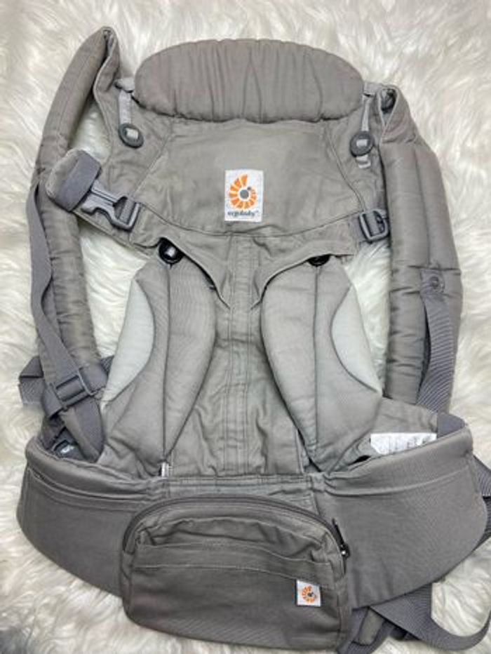 Porte bébé physiologique Ergobaby Omni 360 - photo numéro 3