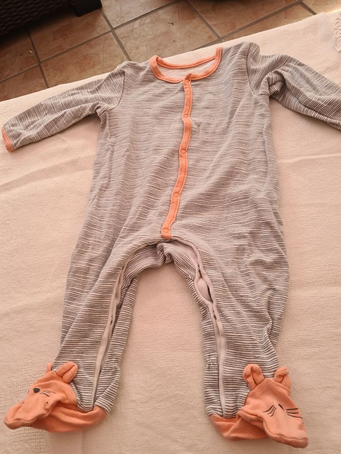 3 pyjama. 9 mois. Orchestra. - photo numéro 2