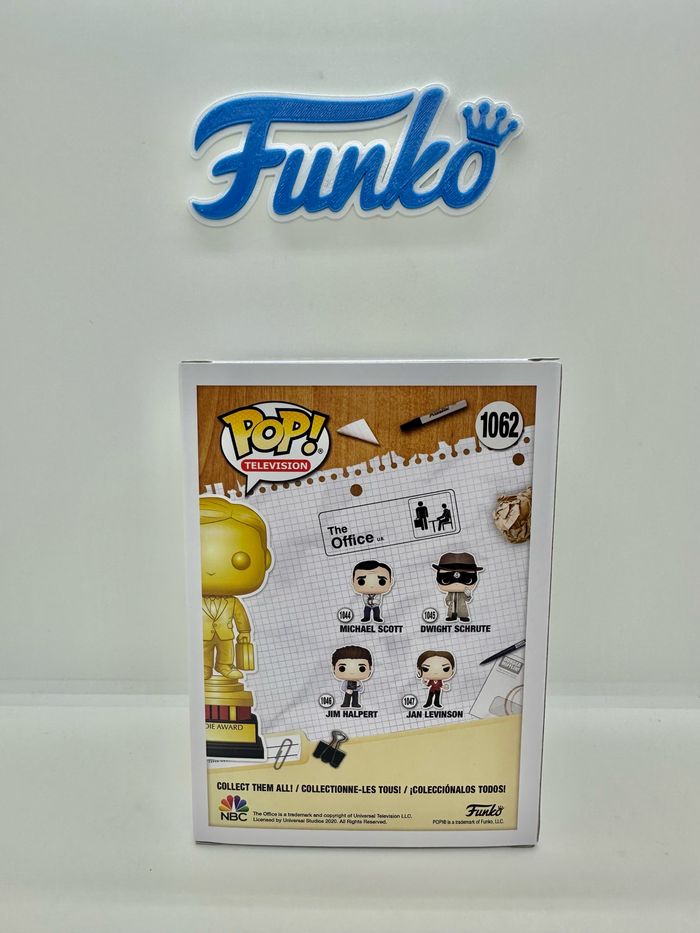Funko Pop The Office Dundie Award 1062 Amazon Exclusive 🇺🇸 - photo numéro 4