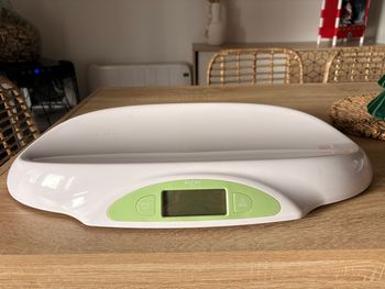 Balance électronique bébé