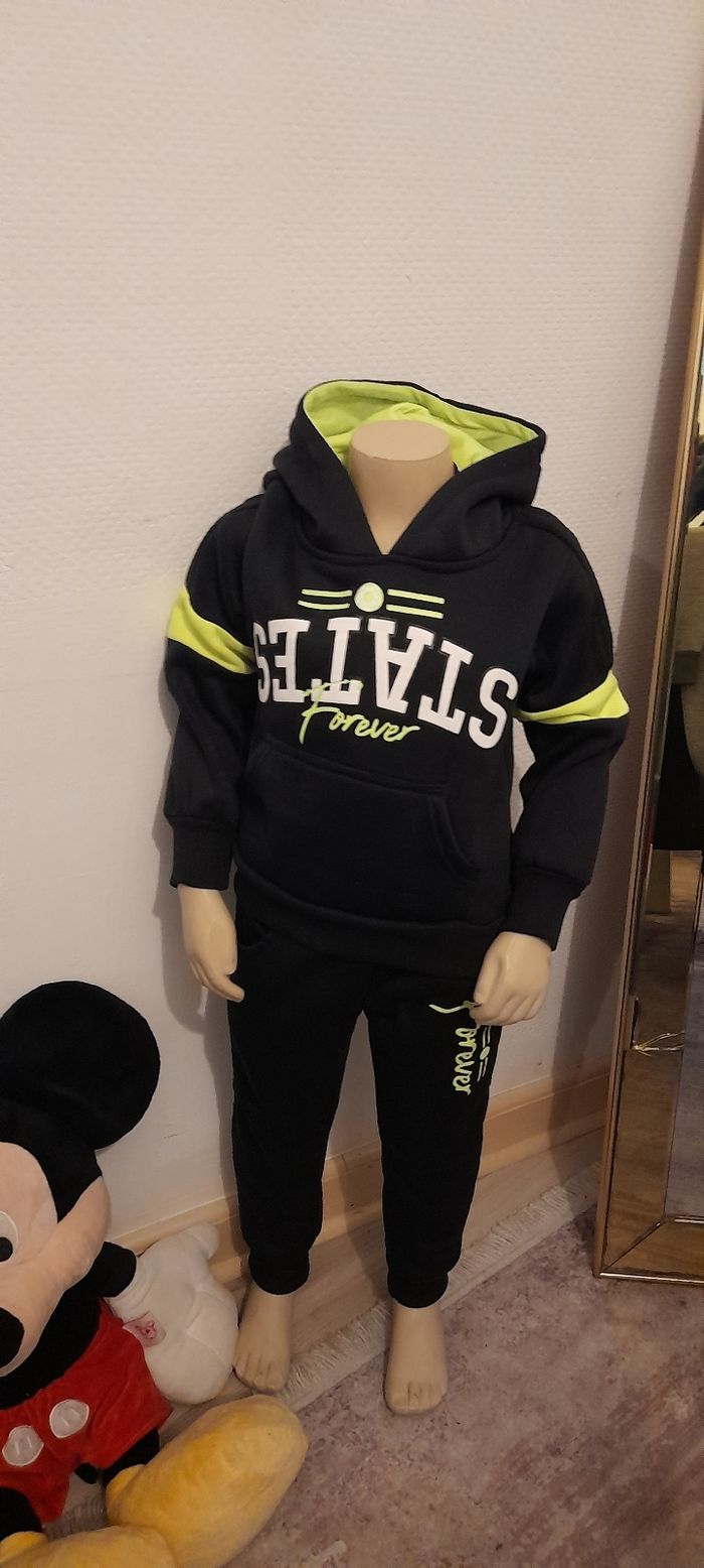 Ensemble sport garçon 4ans - photo numéro 5