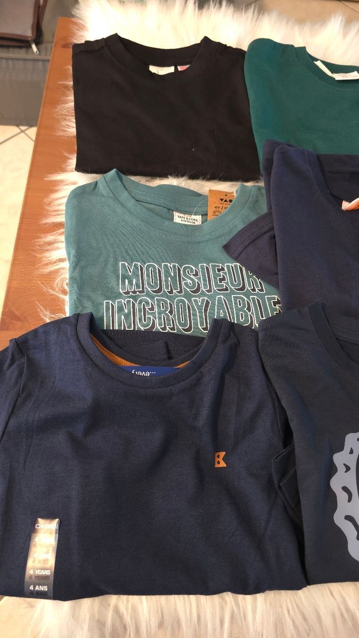 Neufs (non portés) 🏷💙😍🥰lot teeshirts ml 4 ans garçon 🥰😍💙 - photo numéro 2