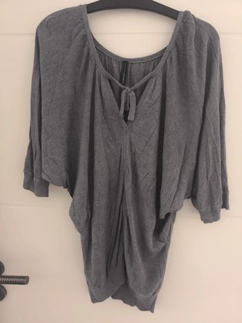 Pull gris