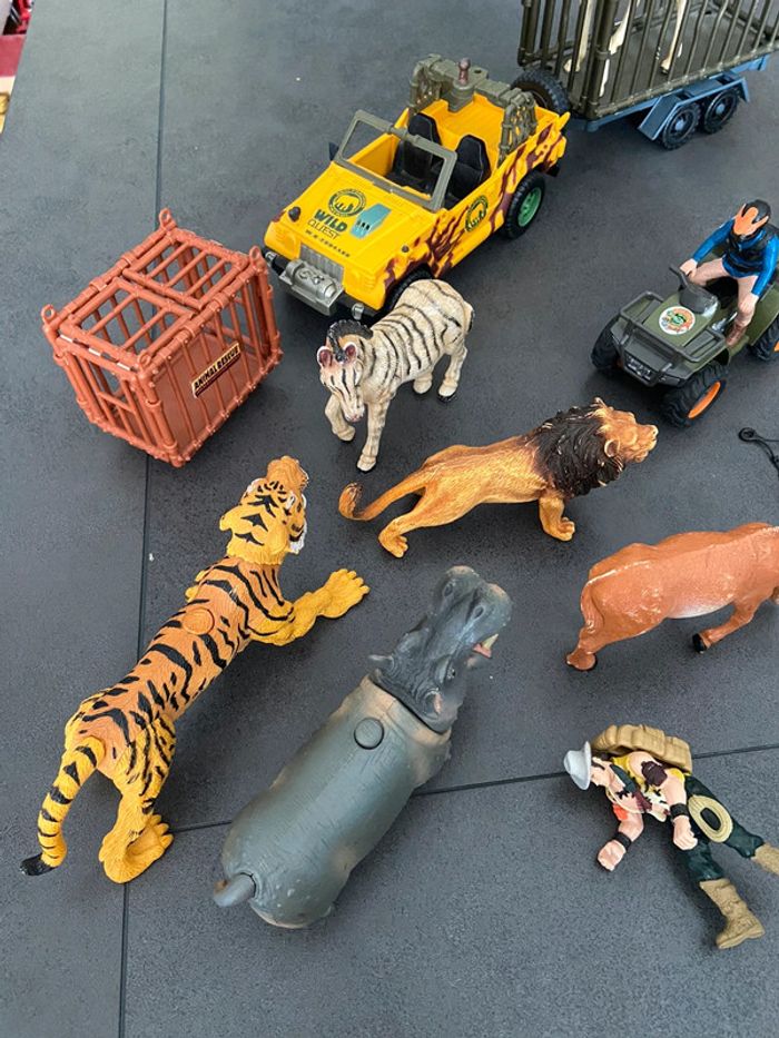 Animaux du zoo + véhicules + cages + personnages - photo numéro 2