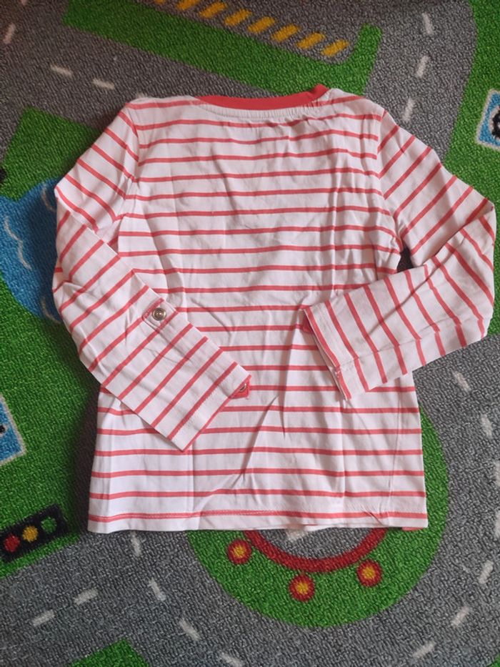 t-shirt blanc à rayures rouges - photo numéro 2