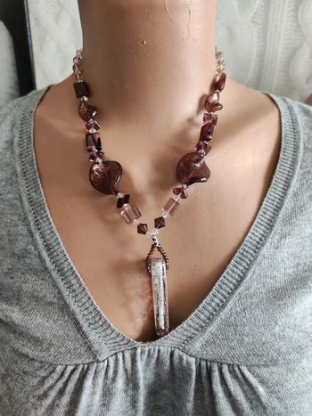 Collier perles en verre violet