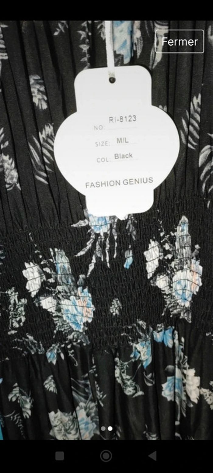 Très belle robe fleurie - photo numéro 2