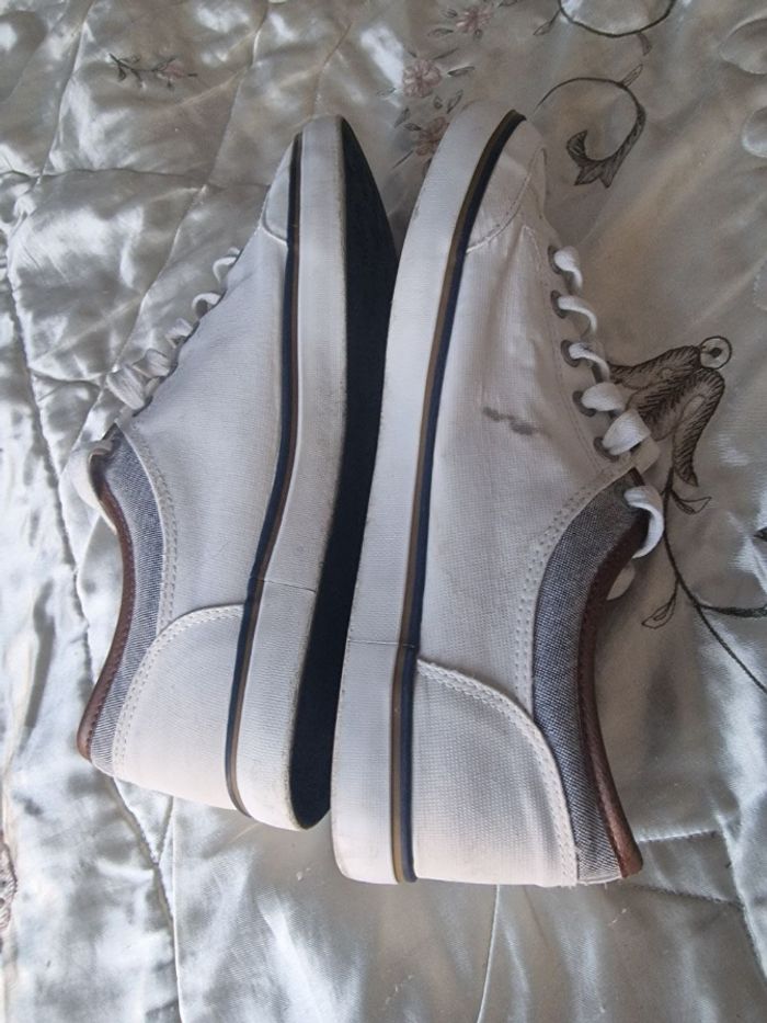 Superbes sneakers souples à lacets - photo numéro 10