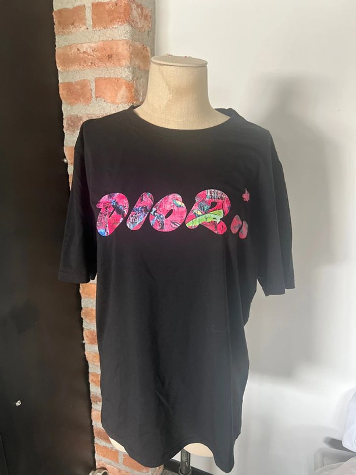 TEE shirt