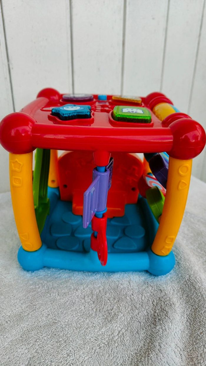 Cube Éveil Multiples Activités Vtech - photo numéro 4